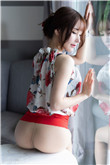 hitomi